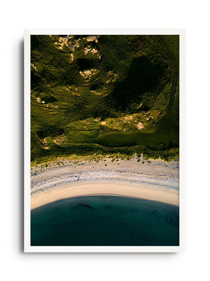 A4 - 8.27" x 11.67" / White Frame / No