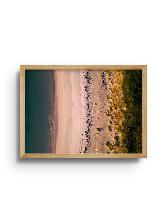 A4 - 8.27" x 11.67" / Natural Frame / No