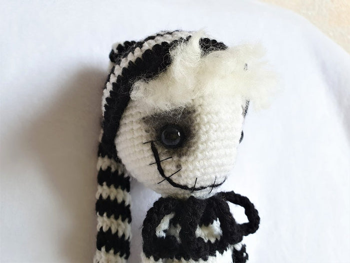 Crochet zombie toy