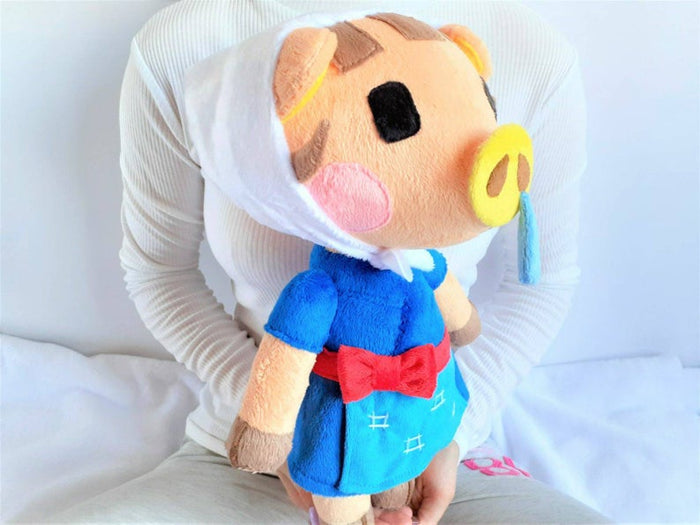 Custom Daisy Mae the pig plush