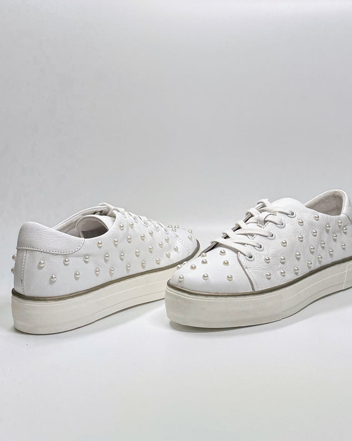 Faif (White)