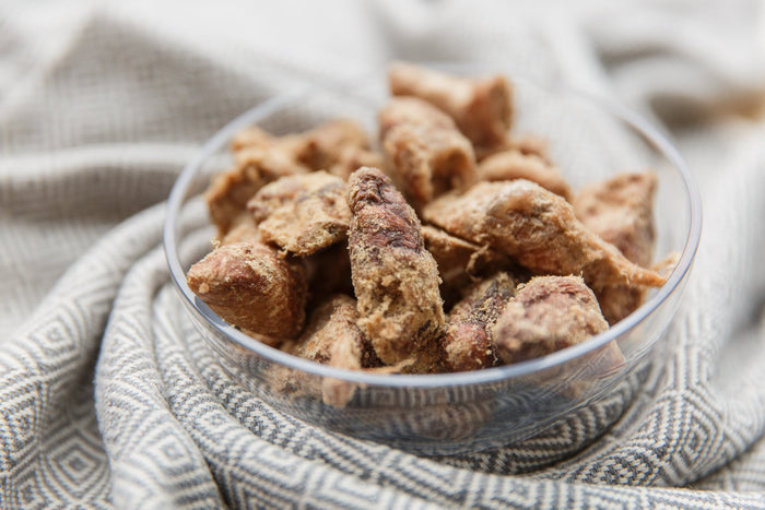 Freeze Dried Salmon&Yogurt Coated Chicken Heart 100g