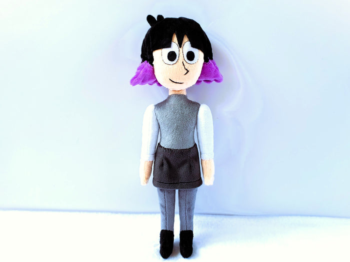 Handmade custom Kaisa plush from Hilda