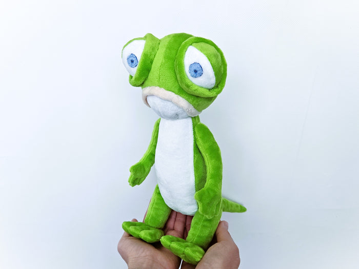 Handmade custom Zack the lizard plush from Bernard Bear
