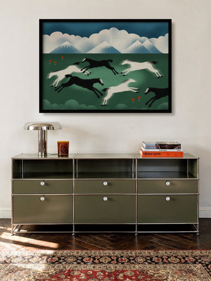Horses - Bel Mehta - A_L_Black_140726 [Style = A_L_Black_140726] |frame=A_L_Black_140726| |type=lifestyle|