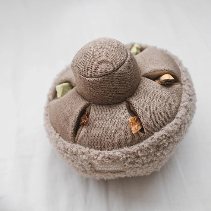 Lambwolf Collective Guu Nosework Mushroom Enrichment Toy