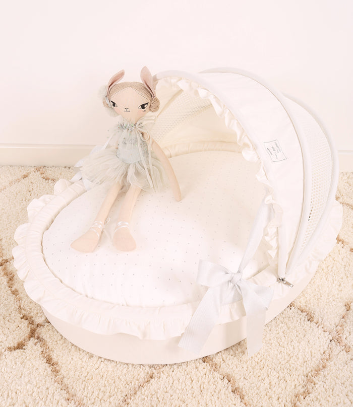 Nifty Fairy Meringue Pet Cot