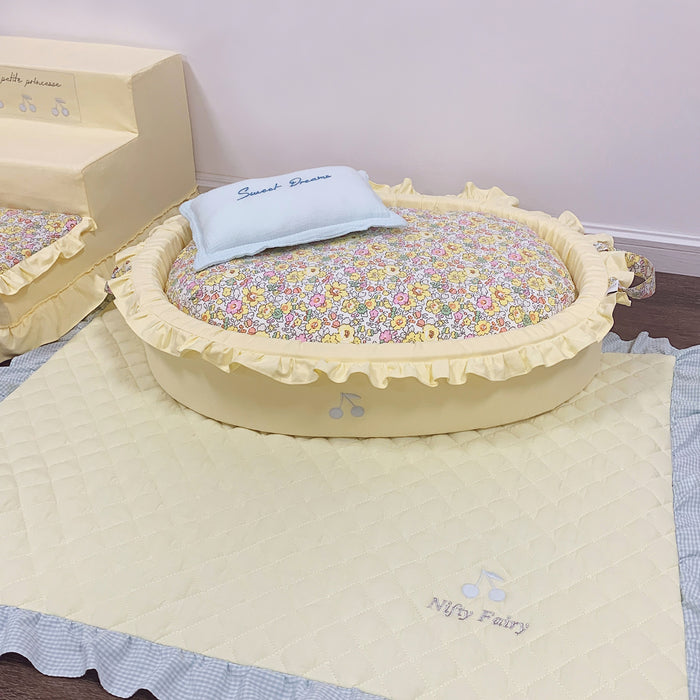 Nifty Fairy Oval Pet Cot