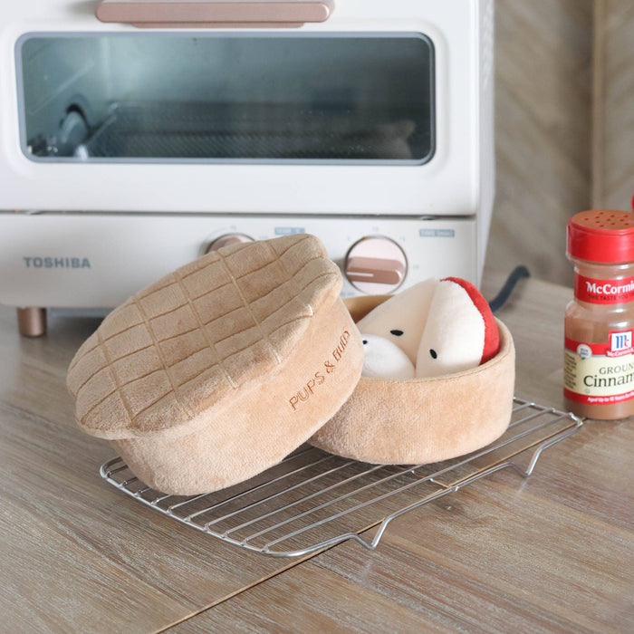 Pups&Bubs Apple Pie Enrichment Toy