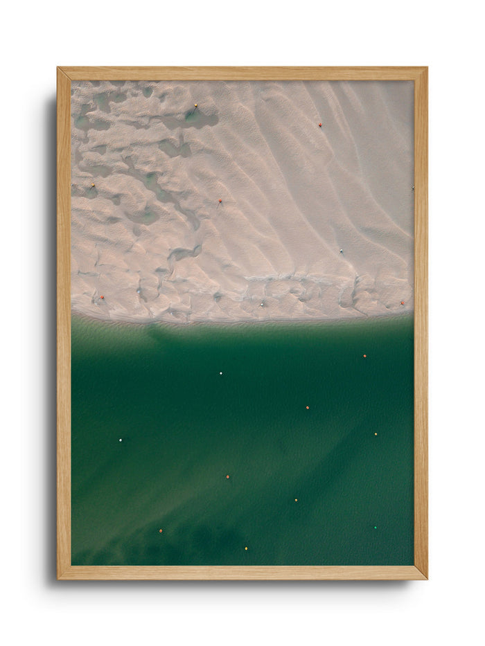 A4 - 8.27" x 11.67" / Natural Frame / No