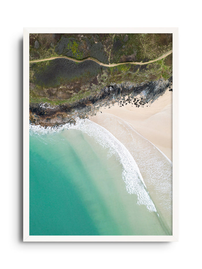 A4 - 8.27" x 11.67" / White Frame / No